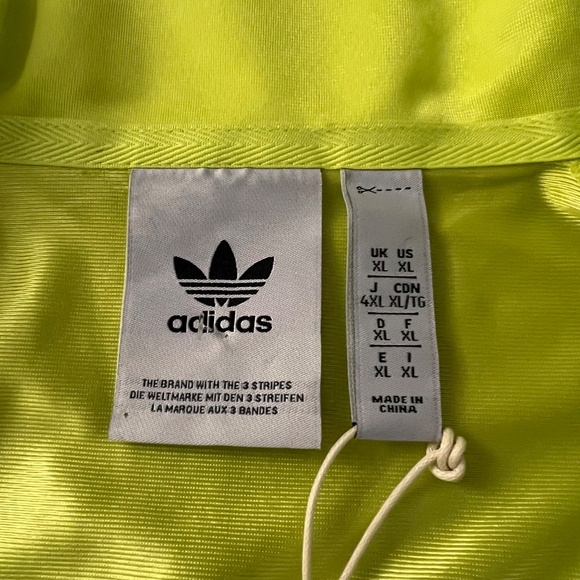 ADIDAS ORIGINALS Men's Megabreak Jacket Size XL in Green with Three Stripes. - Picture 6 of 16